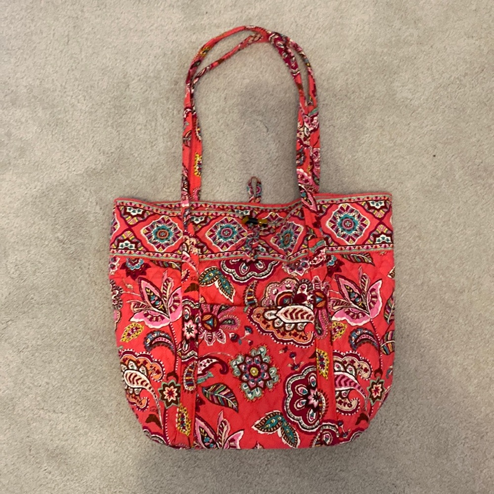 vera bradley tote bag